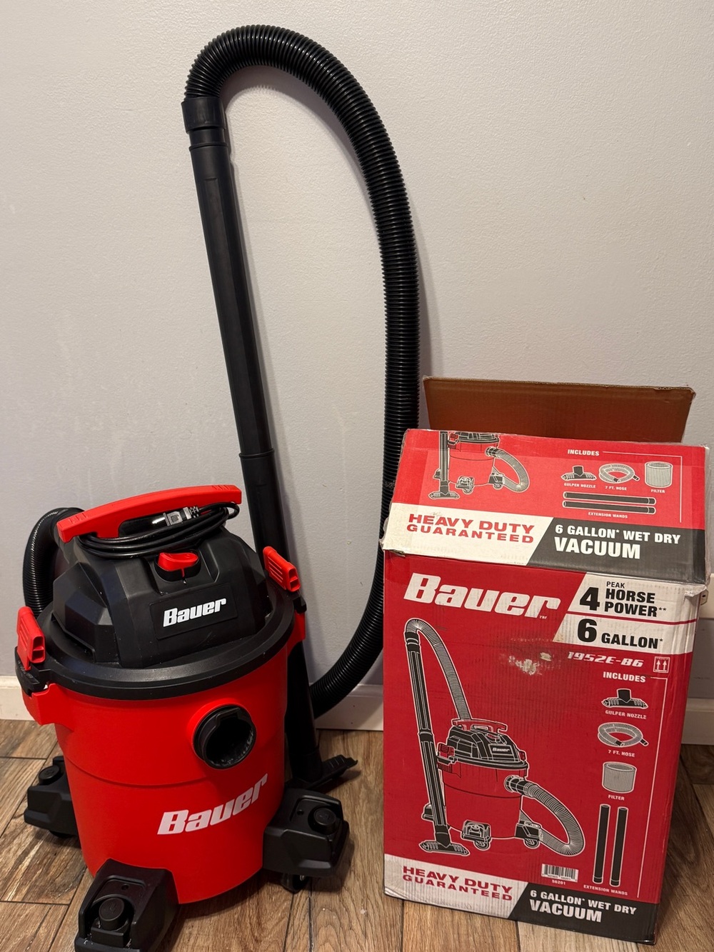 Bauer Red and Black 6-Gallon Wet/Dry Vacuum